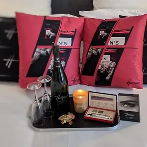 Appartement Residences Harcourt - Ile Saint Louis -, Paris