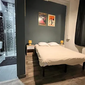 Albergue Le Globe, Paris